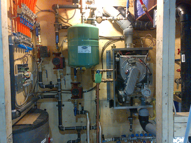 In-floor builer Piping servicing & installation in Toronto